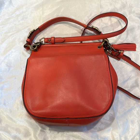 Vintage Coach Crossbody - Picture 9 of 14